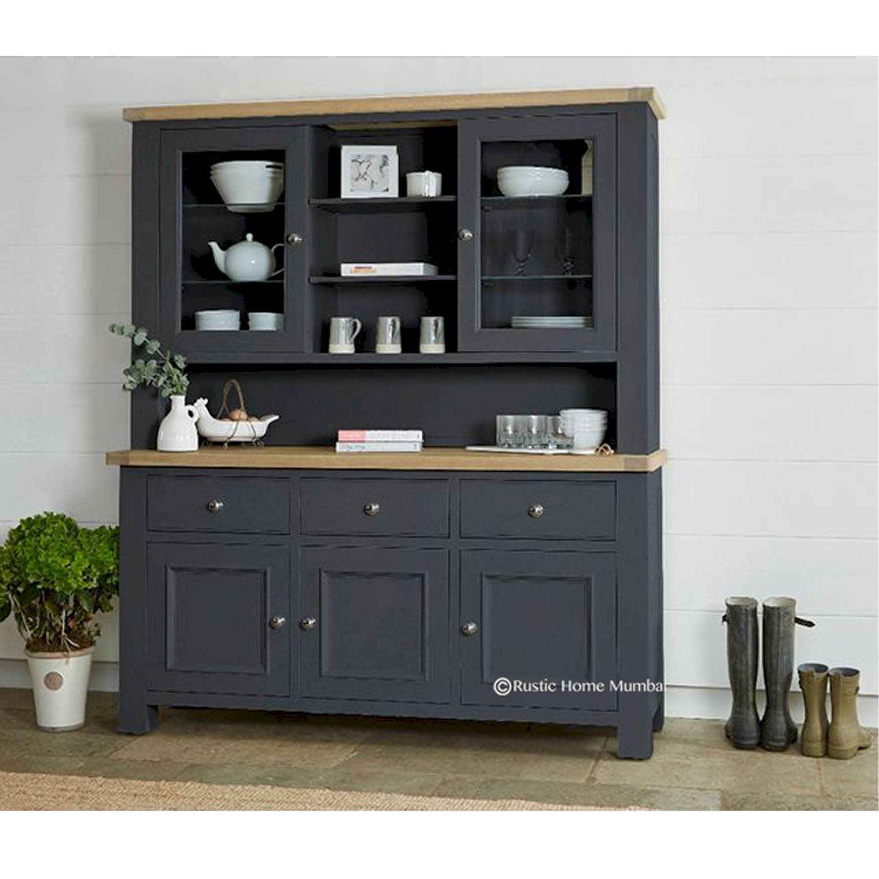 Mishka Hutch Cabinet – Rustic Home
